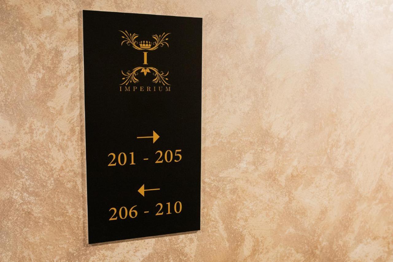 Garni Hotel Imperium ซูโบติกา ภายนอก รูปภาพ