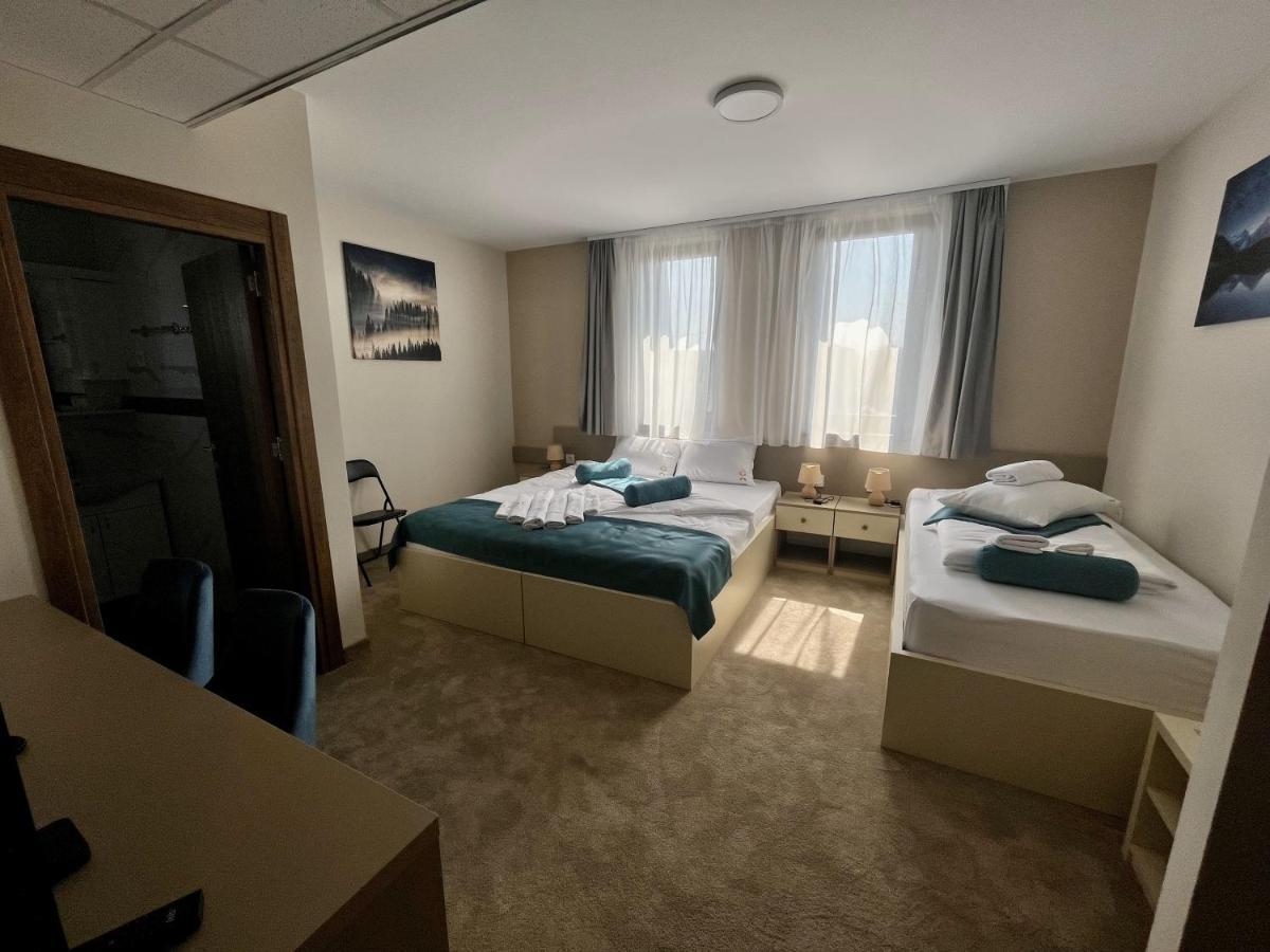 Garni Hotel Imperium ซูโบติกา ภายนอก รูปภาพ